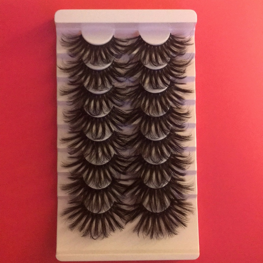 EYELASHES 25MM